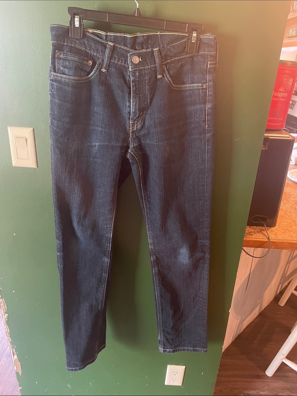 Levis 541 Dark Wash Blue Jeans Size 31x32 Straight Leg
